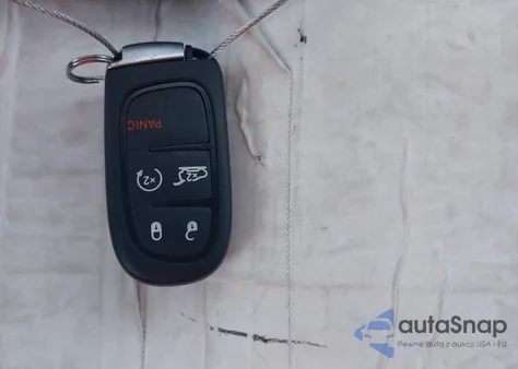 2020 Jeep Cherokee Altitude 4X4 from USA, damaged, VIN 1C4PJMLB2LD580199